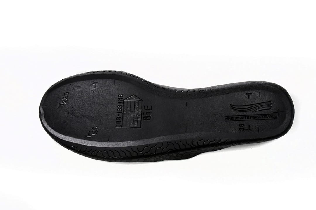Nike Zoom G.T. All Black