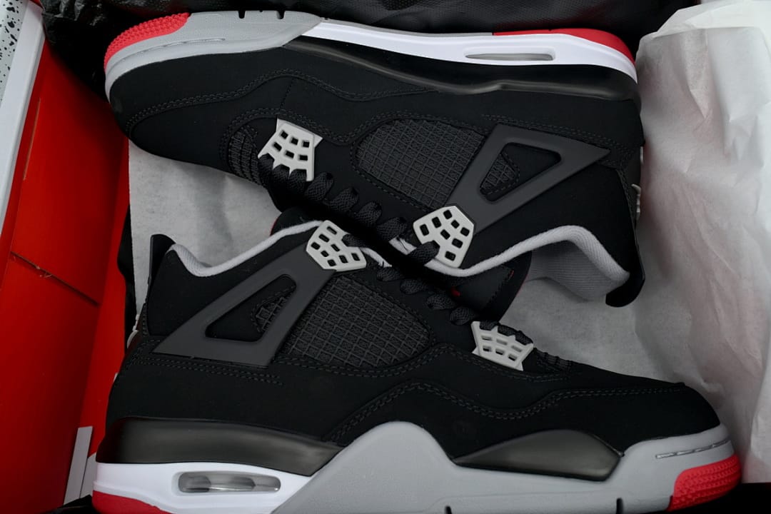 Air Jordan 4 Retro Bred (Colorway 5)