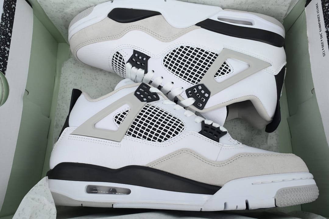 Air Jordan 4 Retro Military Black (Colorway 6)