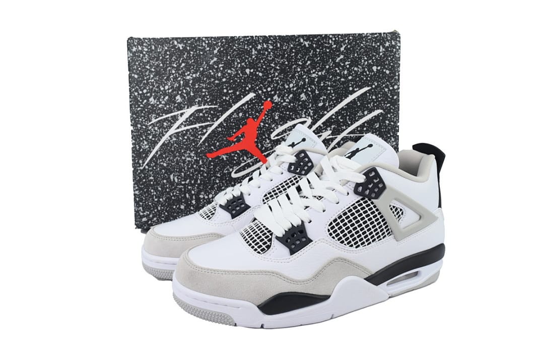 Air Jordan 4 Retro Military Black (Colorway 6)