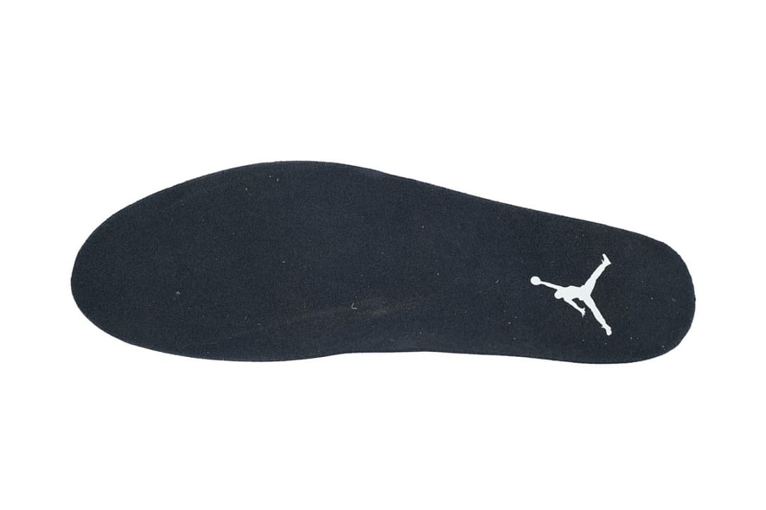Air Jordan 4 Retro Military Black (Colorway 6)