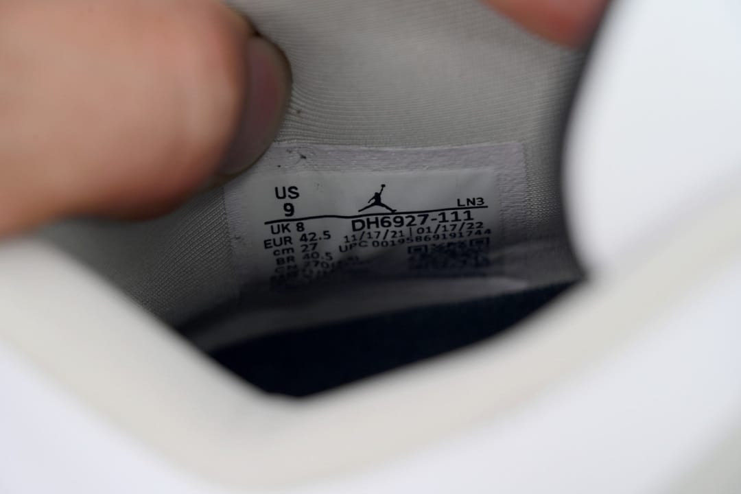 Air Jordan 4 Retro Military Black (Colorway 6)