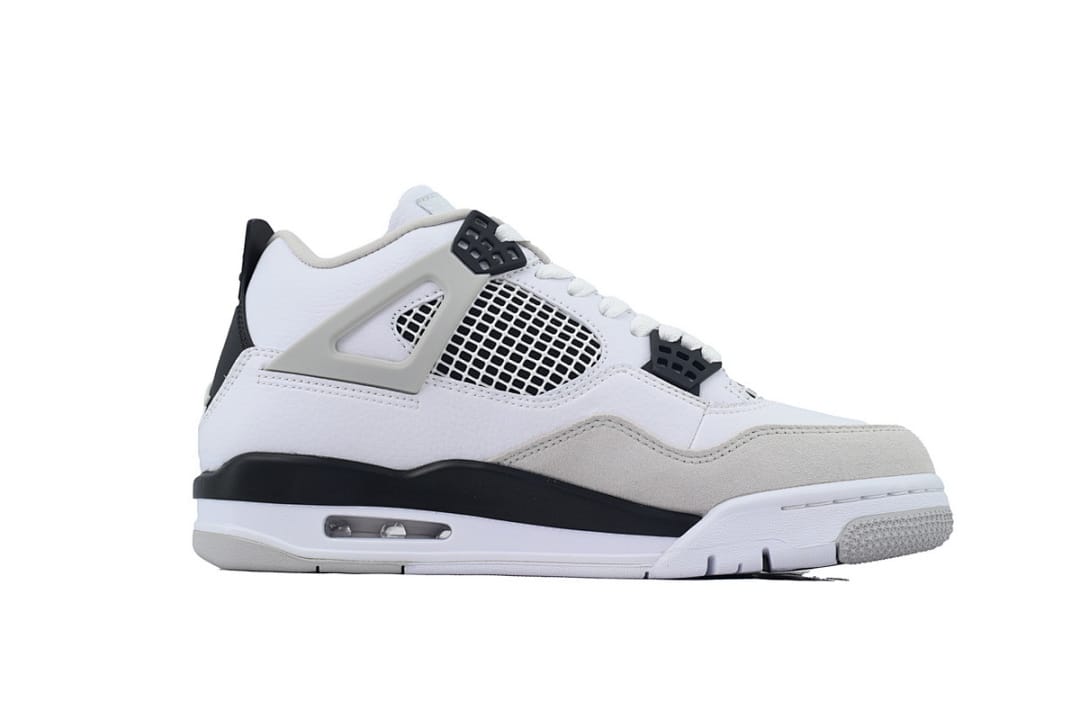 Air Jordan 4 Retro Military Black (Colorway 6)