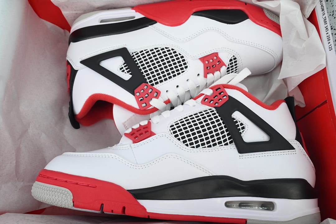 Air Jordan 4 Retro Red (Colorway 3)