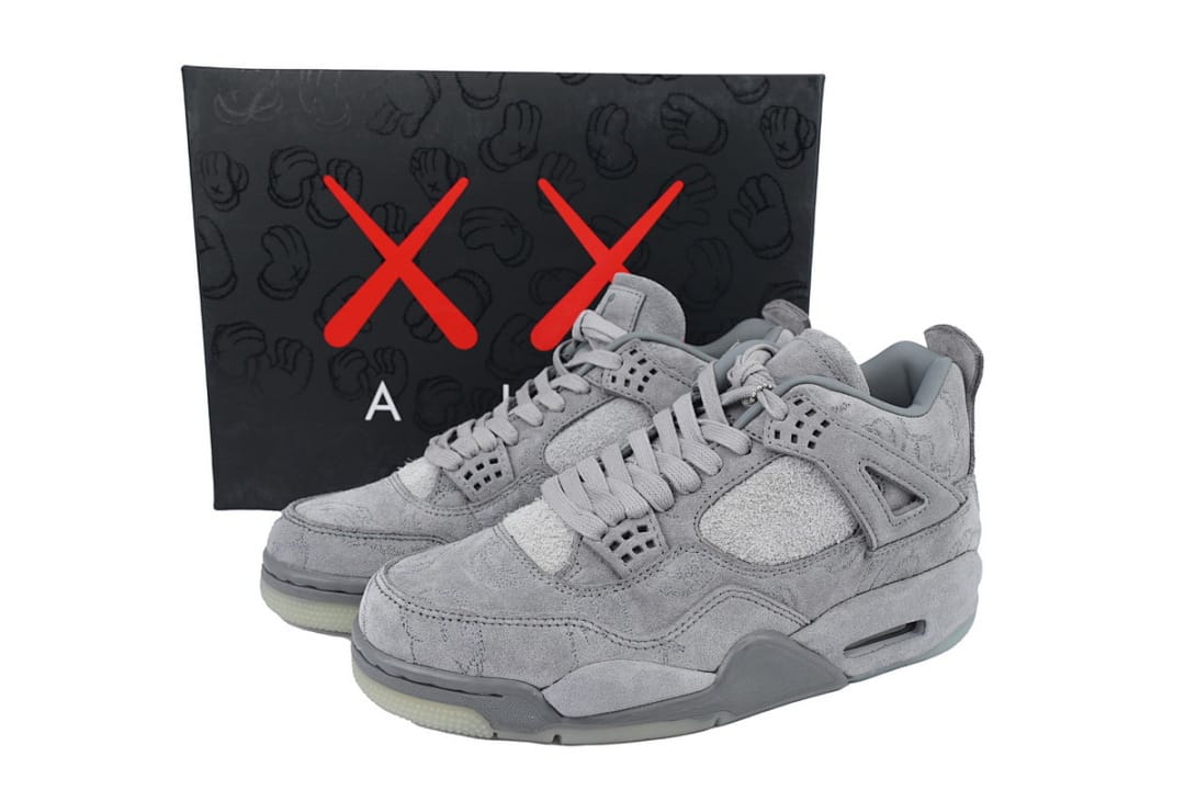 Air Jordan 4 Retro x KAWS Grey