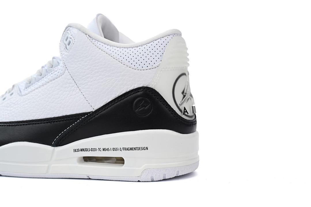 Air Jordan 3 OG White