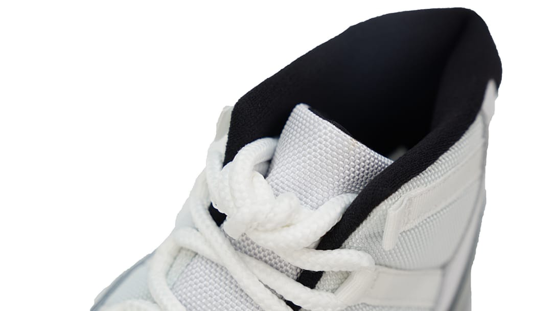 Air Jordan 11 Retro x OG Edition Concord