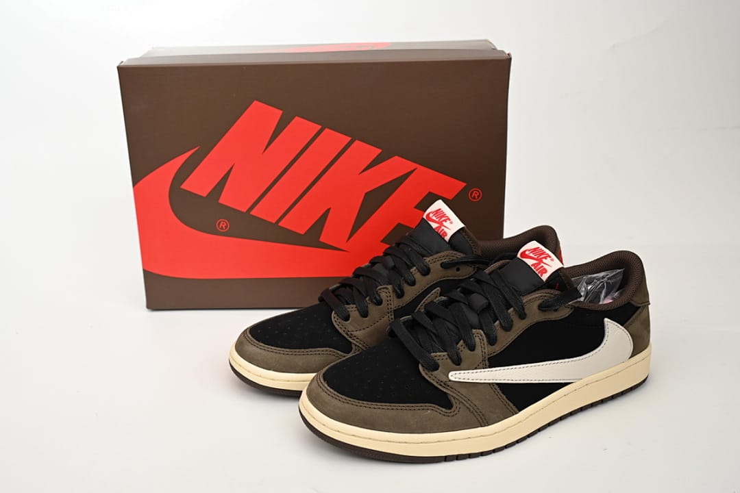 Air Jordan 1 Low OG SP-T (Colorway 4)
