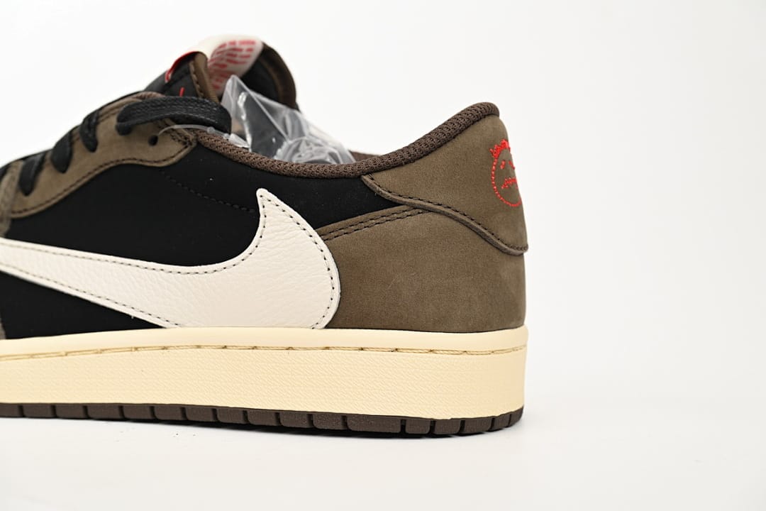 Air Jordan 1 Low OG SP-T (Colorway 4)