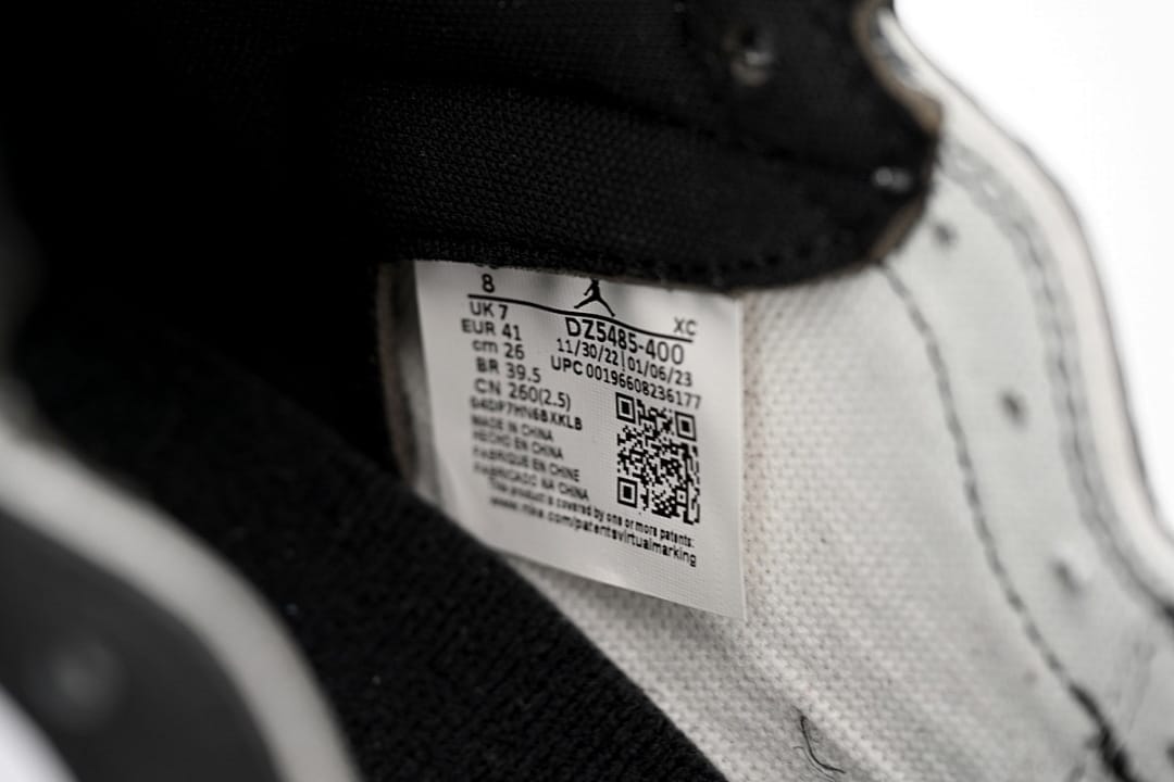 Air Jordan 1 High OG UNC Toe (Colorway 2)