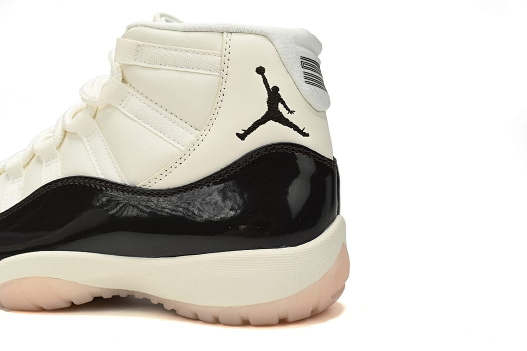 Air Jordan 11 Retro x XH Edition Concord (Colorway 3)