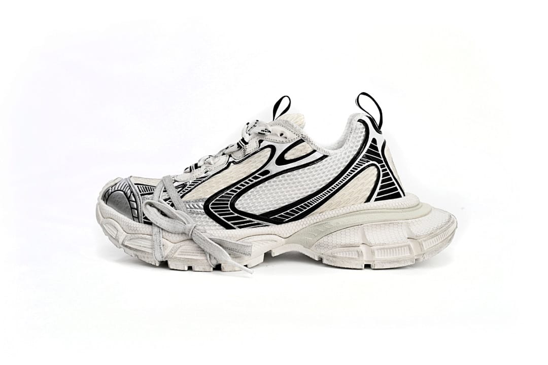 Balenciaga 10th Gen Distressed White, red