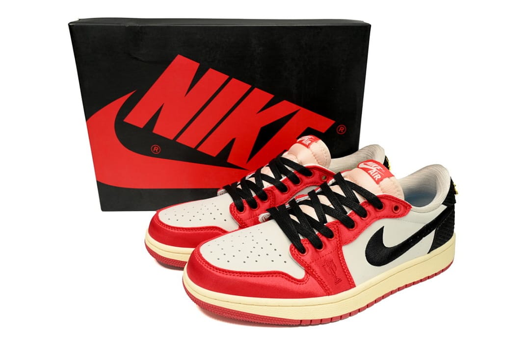 Air Jordan 1 Low Bulls Chicago