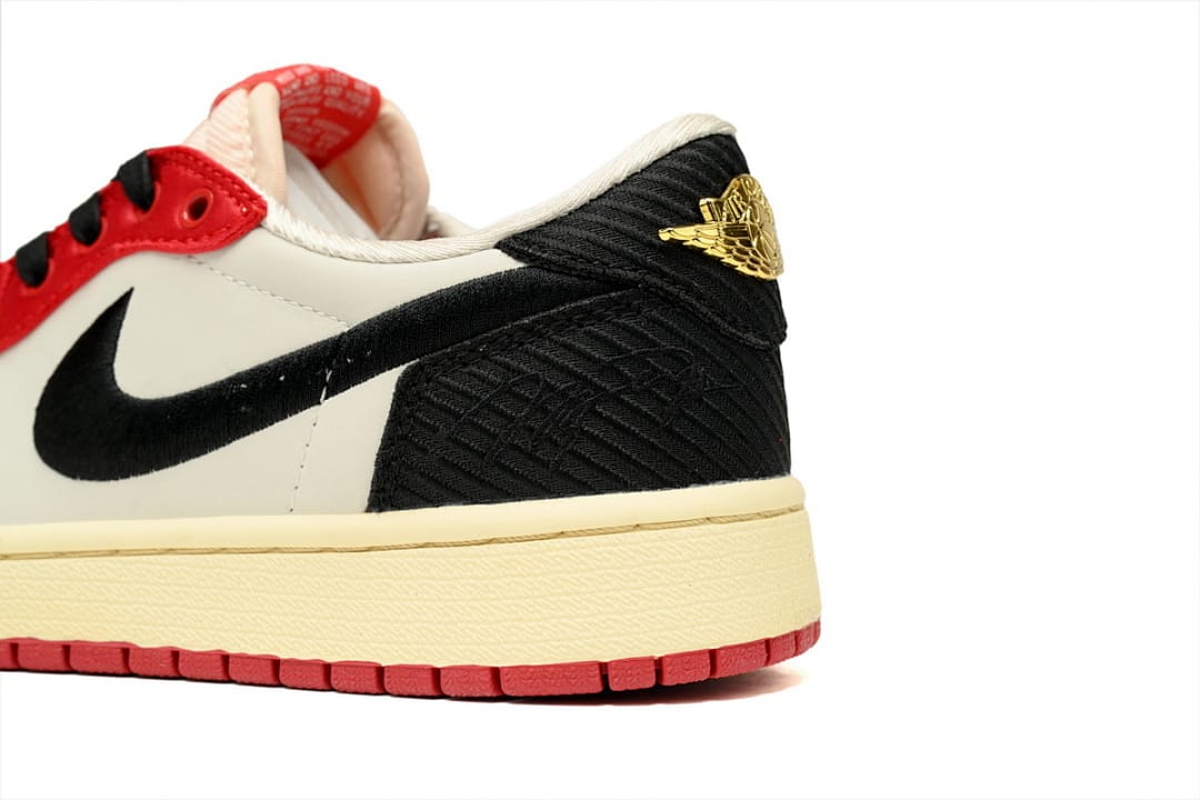 Air Jordan 1 Low Bulls Chicago