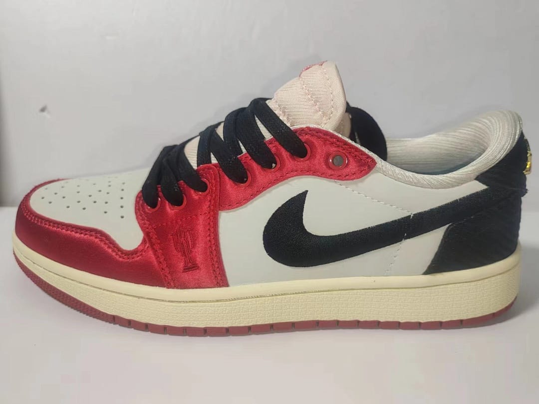 Air Jordan 1 Low Bulls Chicago