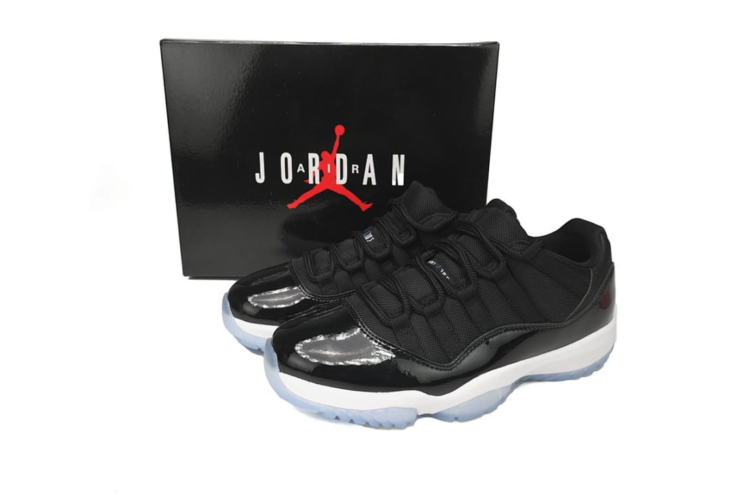 Air Jordan 11 Retro Low x OFF White White/Midnight Navy (Colorway 3)
