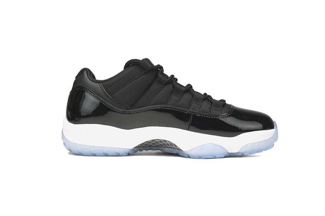 Air Jordan 11 Retro Low x OFF White White/Midnight Navy (Colorway 3)