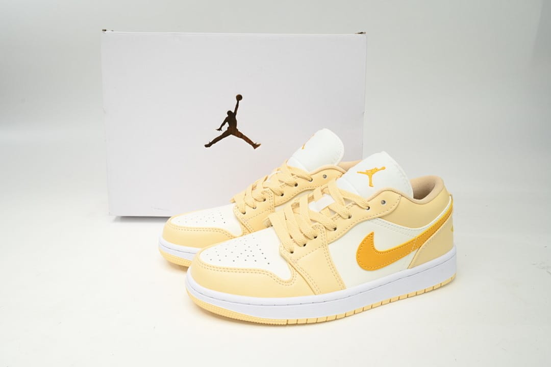 Air Jordan 1 Low "Team Gold"