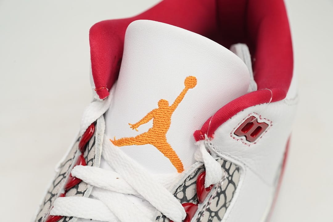Air Jordan 3 Retro Burgundy