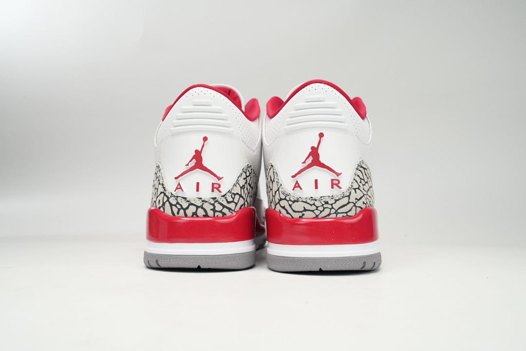 Air Jordan 3 Retro Burgundy
