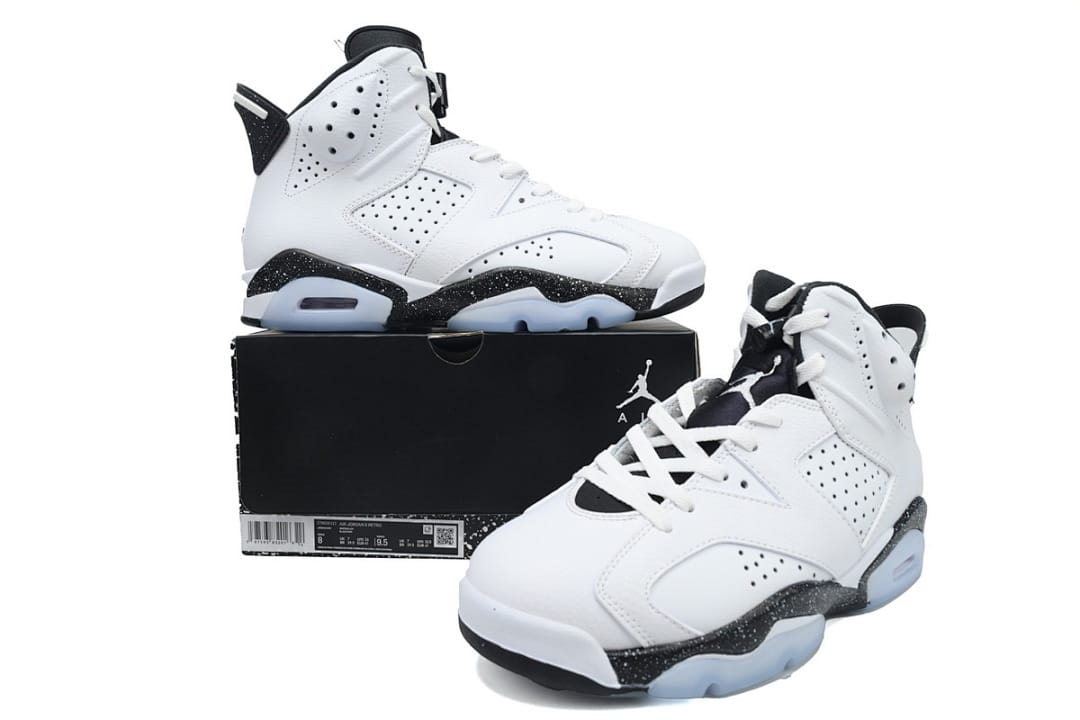 Air Jordan 6 Essential Reverse Oreo