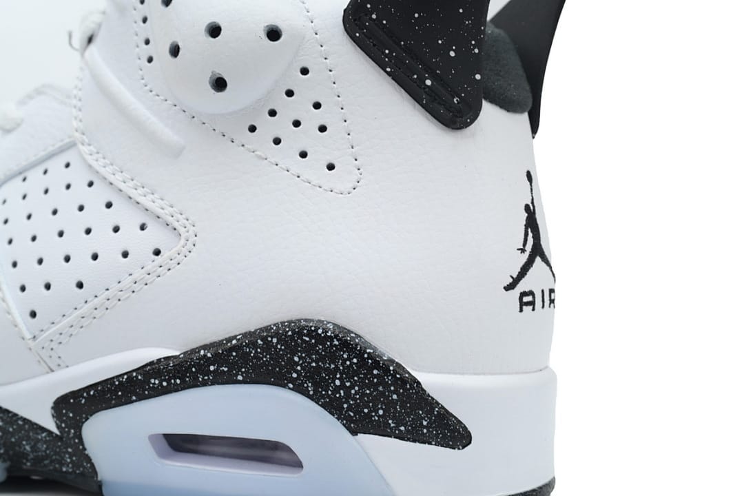Air Jordan 6 Essential Reverse Oreo