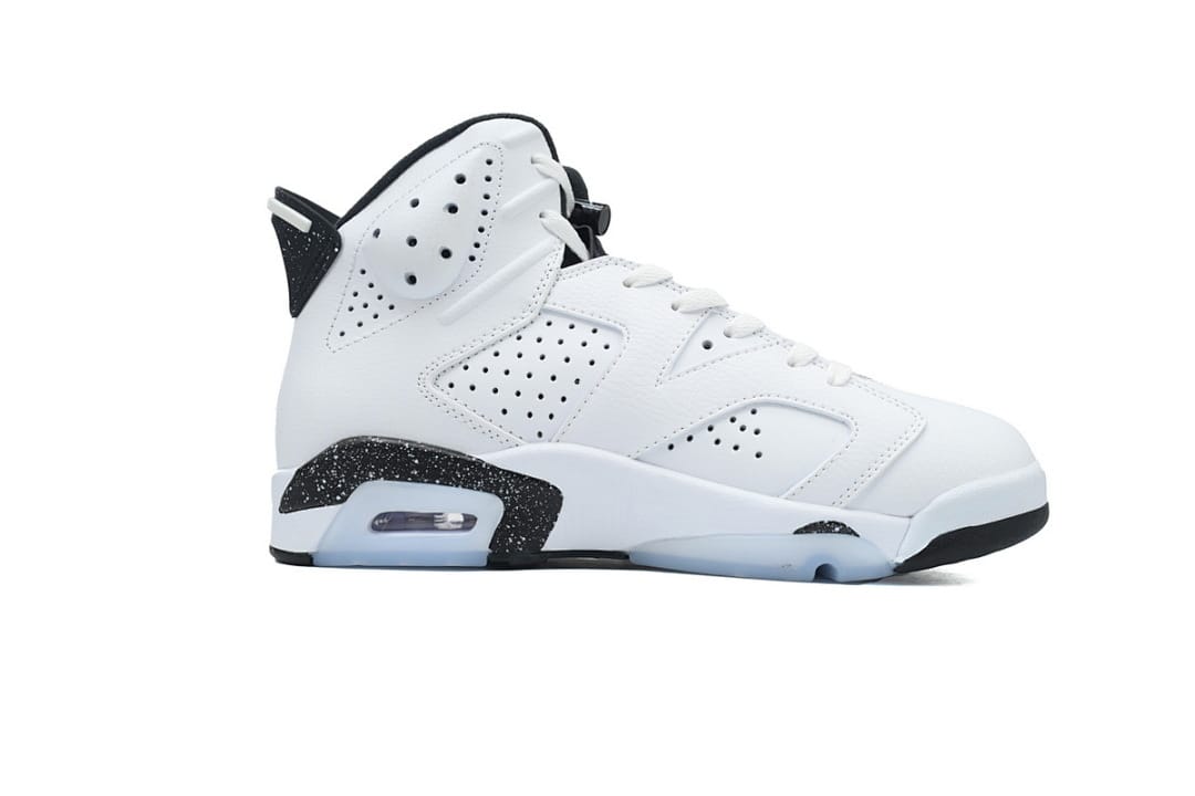 Air Jordan 6 Essential Reverse Oreo