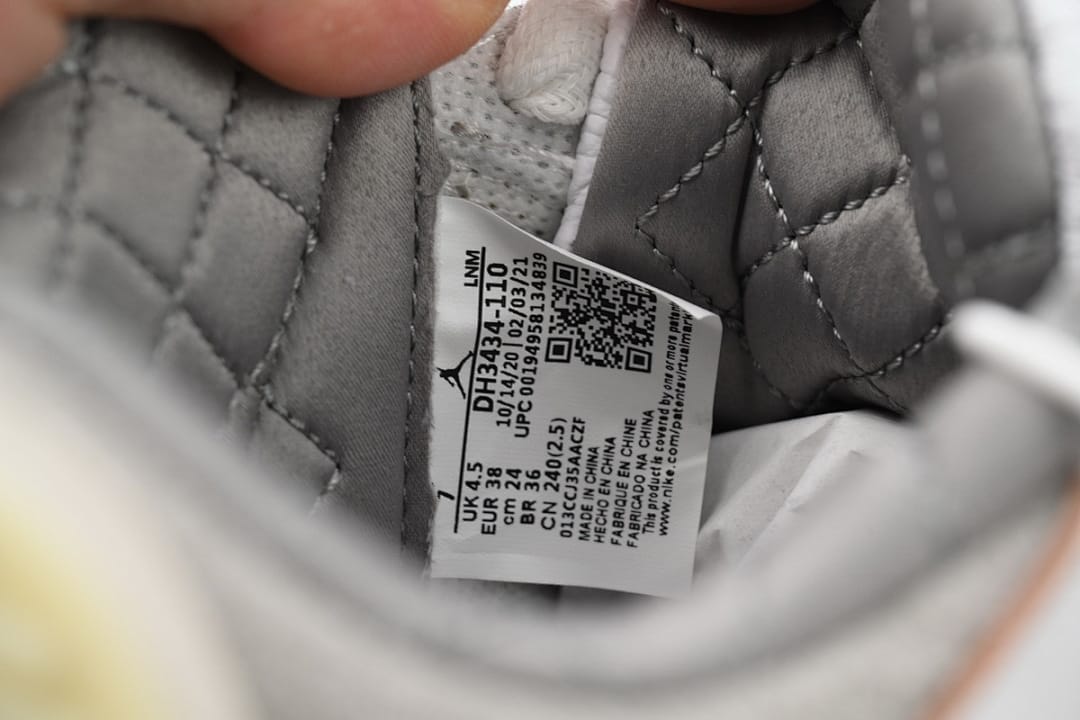 Air Jordan 3 Retro SP Medium Grey (Colorway 3)