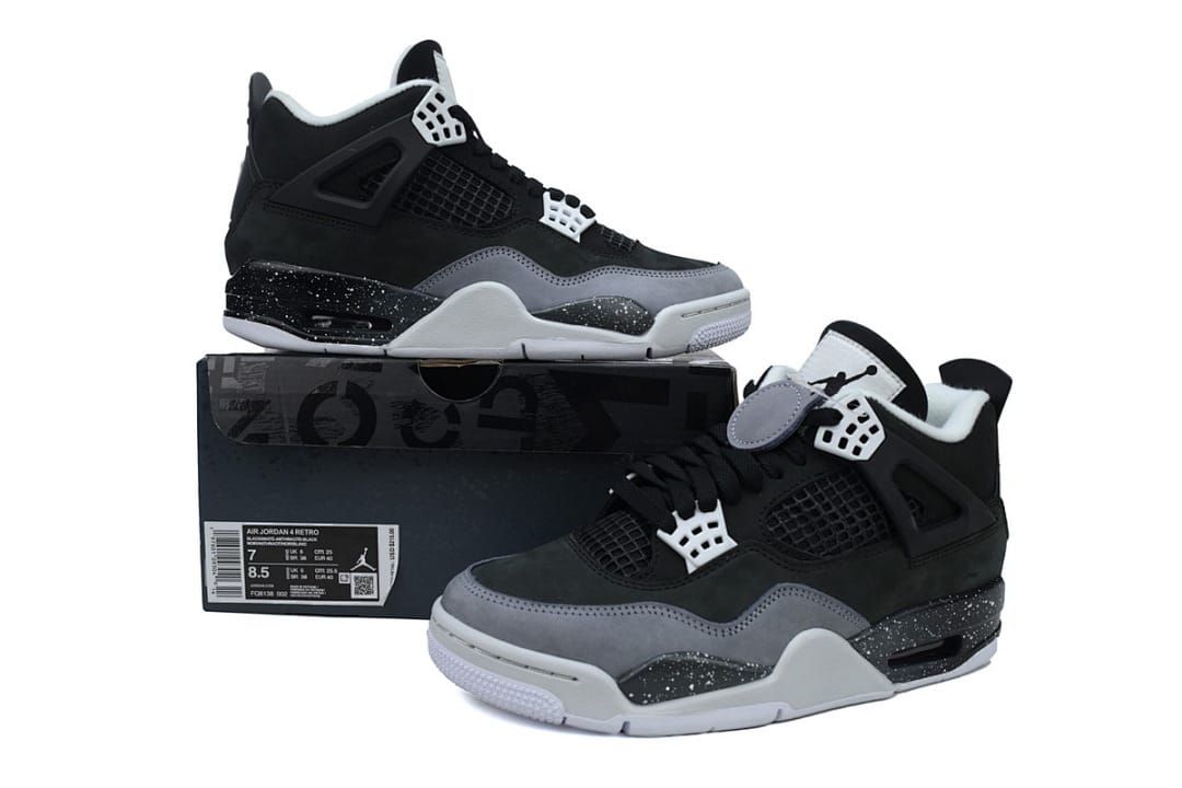 Air Jordan 4 Retro Fear (Colorway 5)