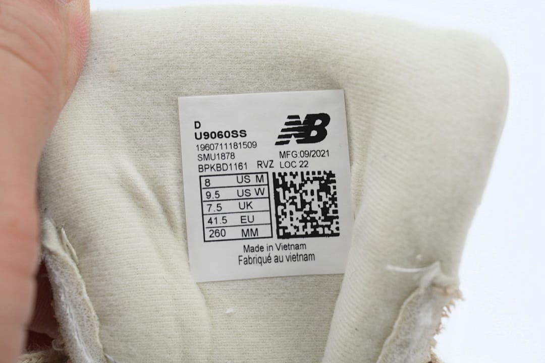 New Balance 9060 'Beige White'