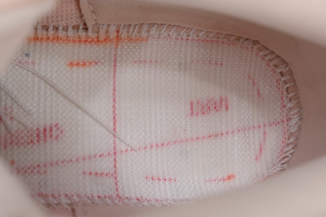 Air Jordan 3 OG Valentine