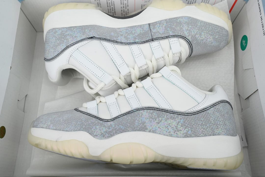 Air Jordan 11 Retro x OFF White Snakeskin