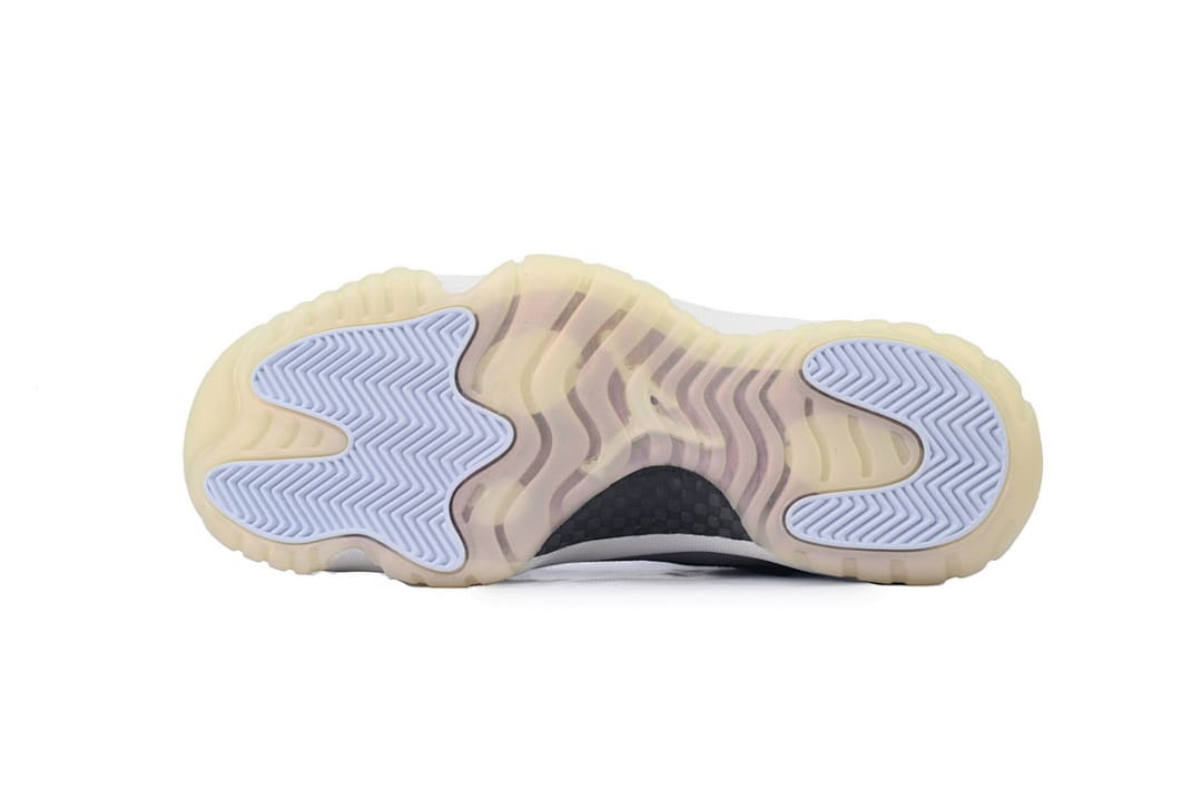 Air Jordan 11 Retro x OFF White Snakeskin