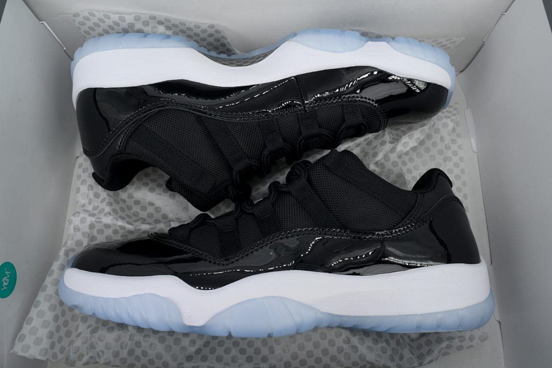 Air Jordan 11 Retro Low x OFF White White/Midnight Navy (Colorway 2)