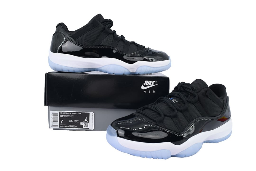 Air Jordan 11 Retro Low x OFF White White/Midnight Navy (Colorway 2)