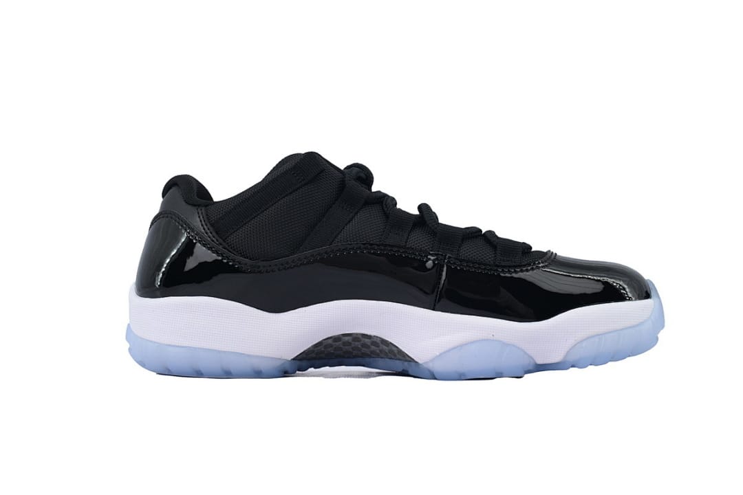 Air Jordan 11 Retro Low x OFF White White/Midnight Navy (Colorway 2)