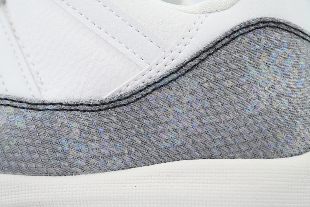 Air Jordan 11 Retro Low x OFF White Snakeskin