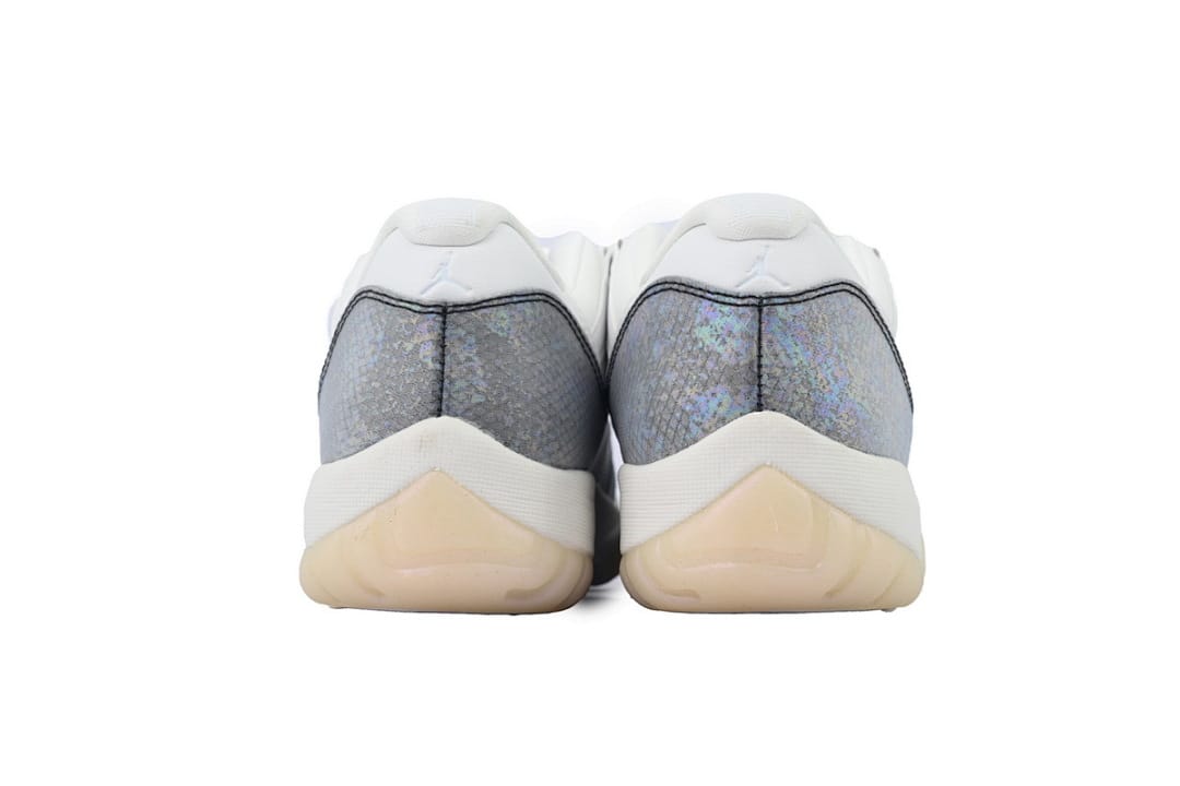 Air Jordan 11 Retro Low x OFF White Snakeskin