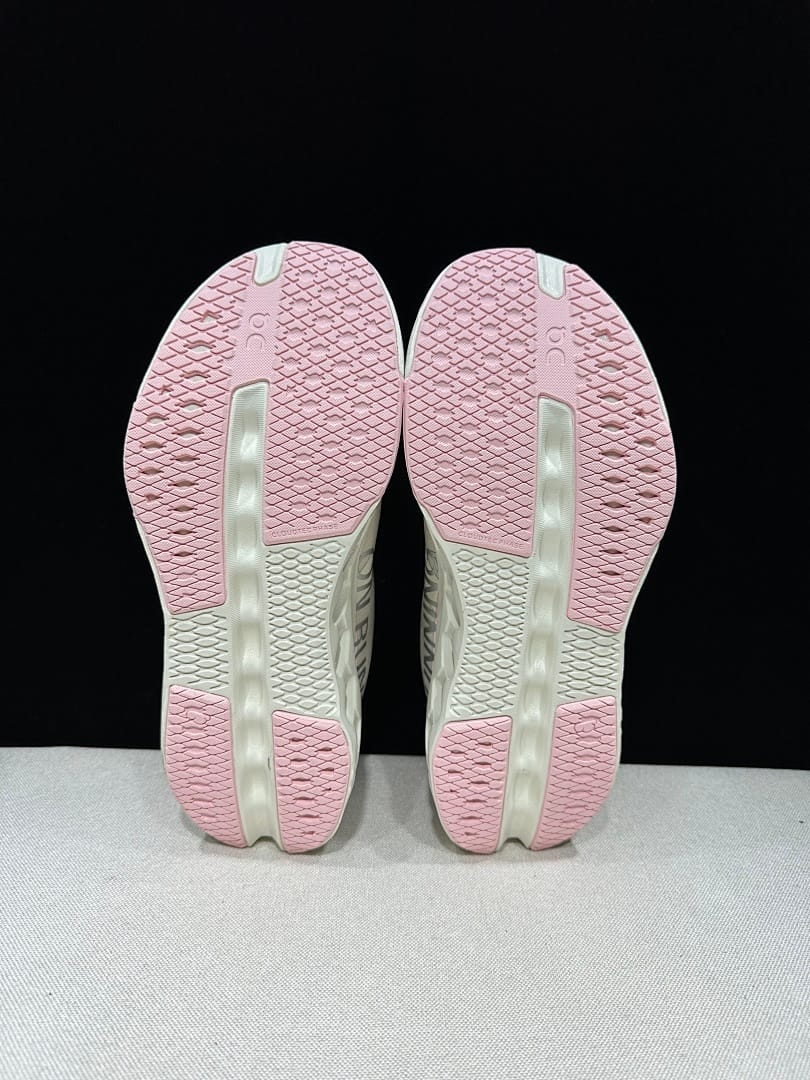 On Cloudsurfer Next (Colorway 10)