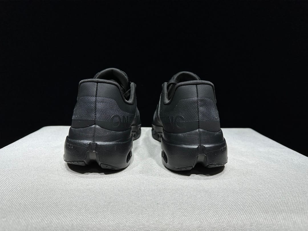 On Cloudsurfer Next 'Triple Black' (Colorway 2)