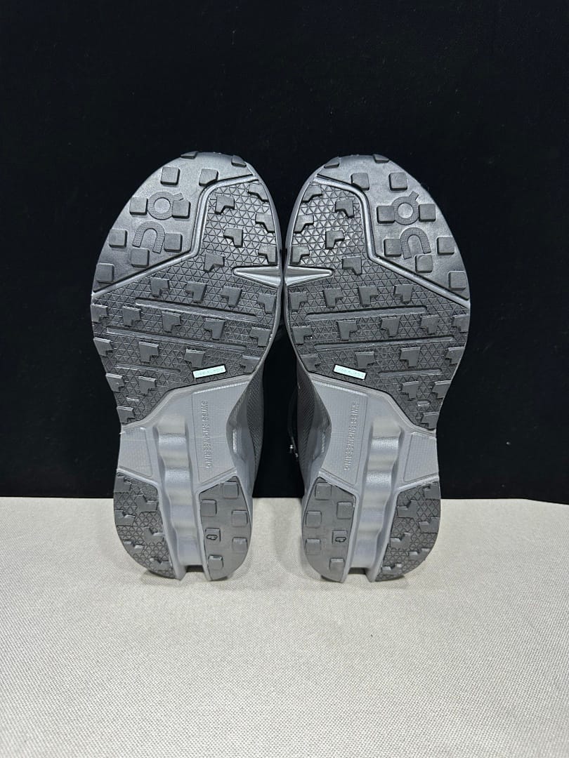 On Cloudsurfer Trail (Colorway 14)