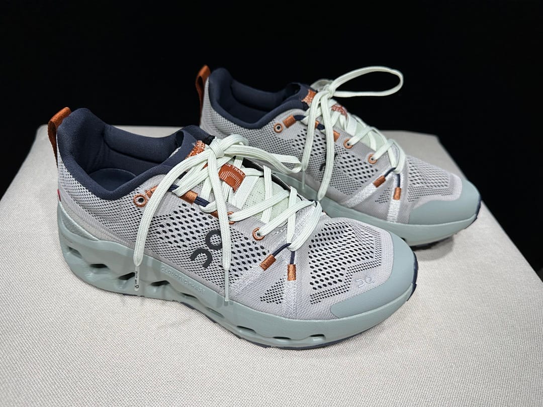 On Cloudsurfer Trail (Colorway 12)