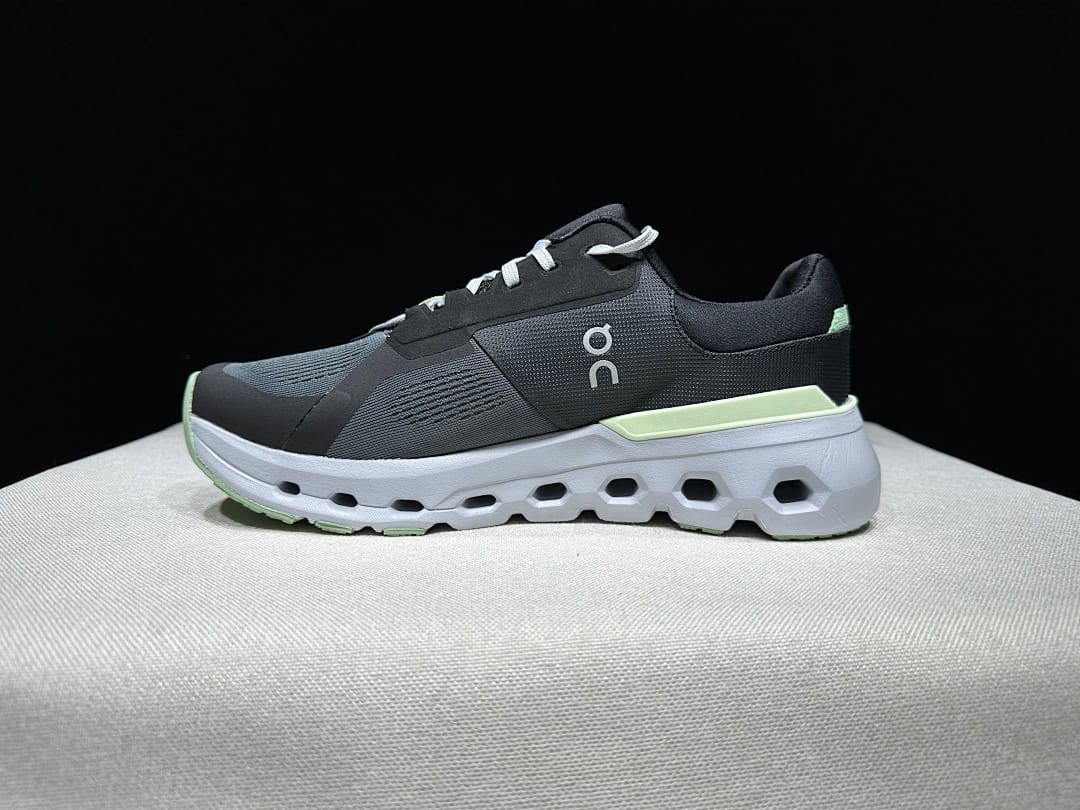 On Cloudrunner 2 'Lima Bean Green'