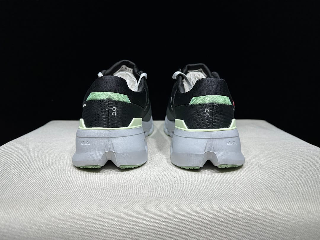 On Cloudrunner 2 'Lima Bean Green'