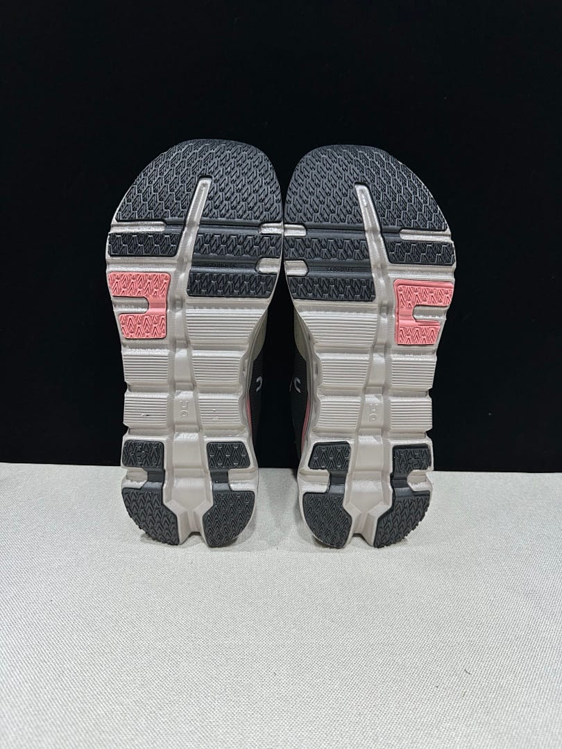 On Cloudrunner 2 (Colorway 8)
