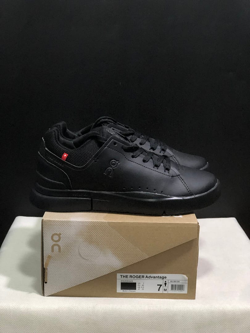 On THE ROGER Spin 2 Federer 'Triple Black'