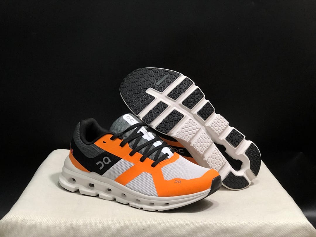 On Cloudrunner 'Yellow'