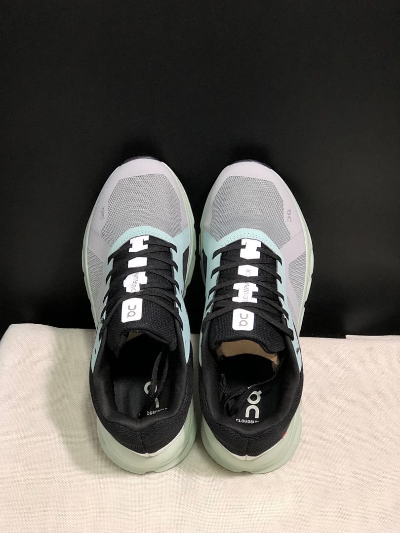 On Cloudrunner 'Alloy Grey'