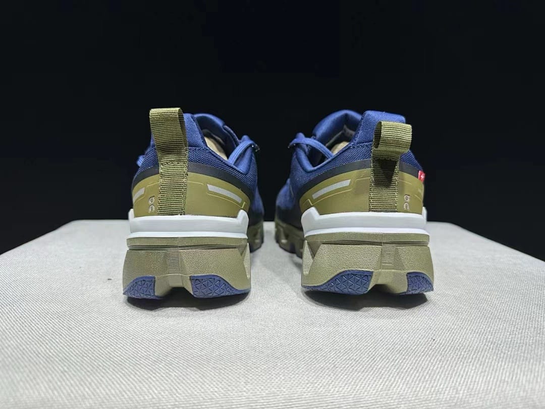 On Cloudwander WP (Colorway 4)