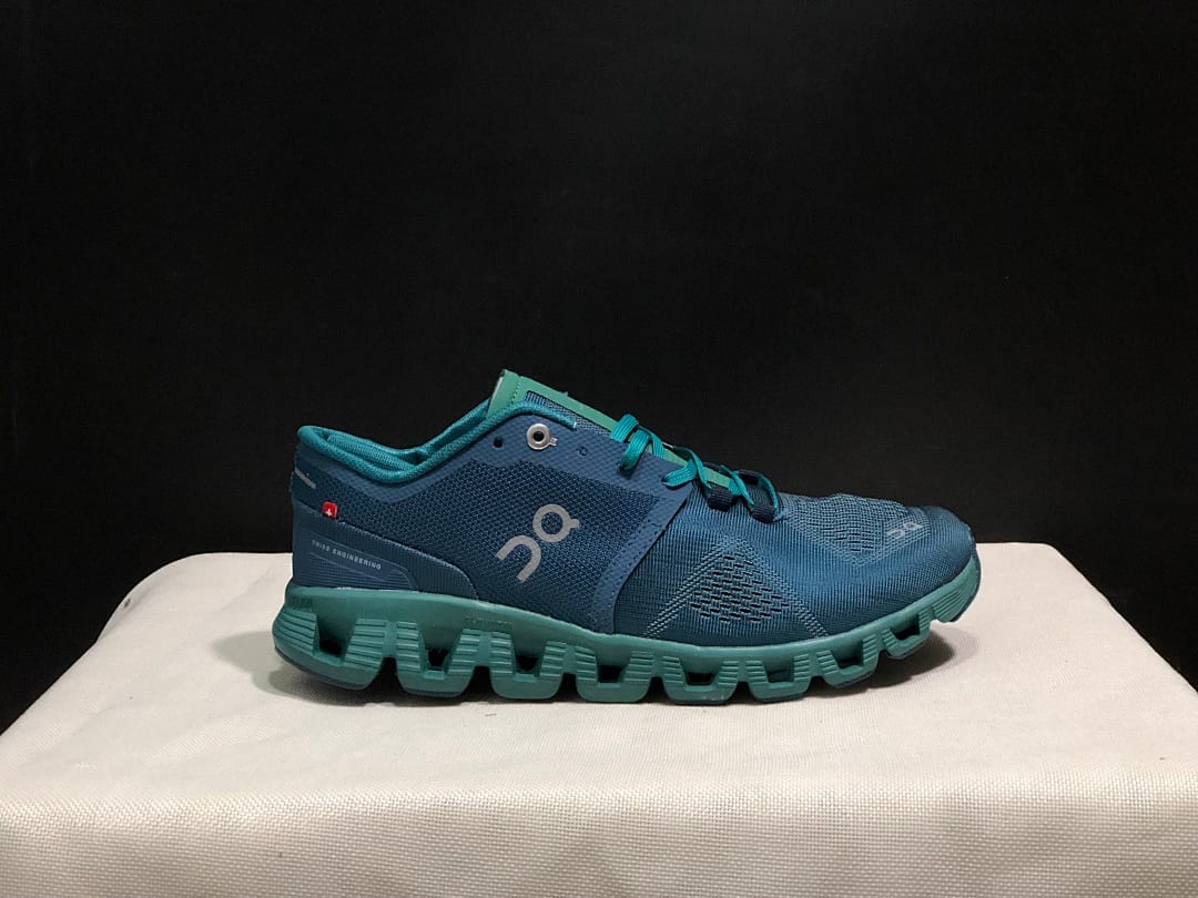 On Cloud X 1 Shift (Colorway 12)